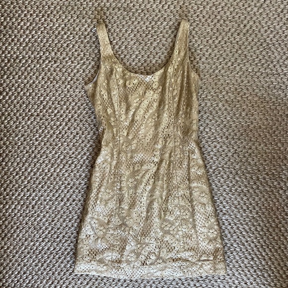 Lilly Pulitzer Eaton Metallic Paisley Shift Dress - Picture 3 of 6